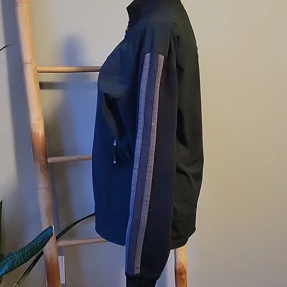 Lululemon Bomber Jacket - Picture 9 of 13